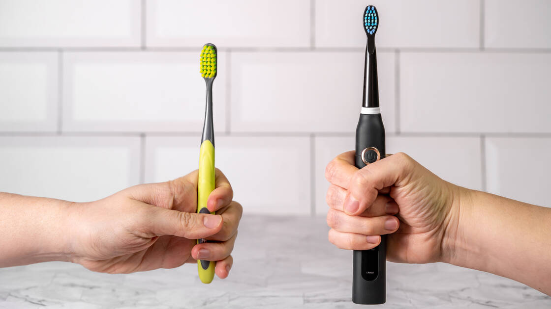 tandbørste vs. almindelig børste: Hvilken vinder?