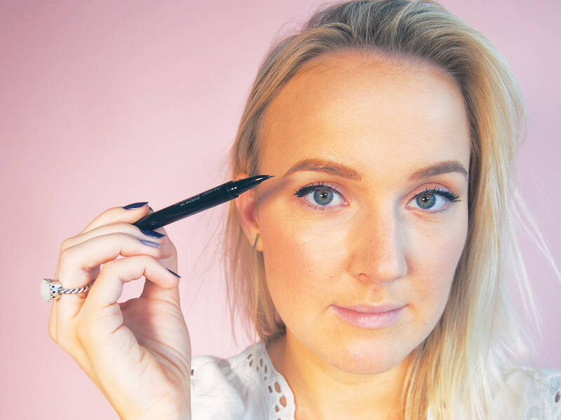 Vi tester Eyeliner - Stregen, der aldrig forgår