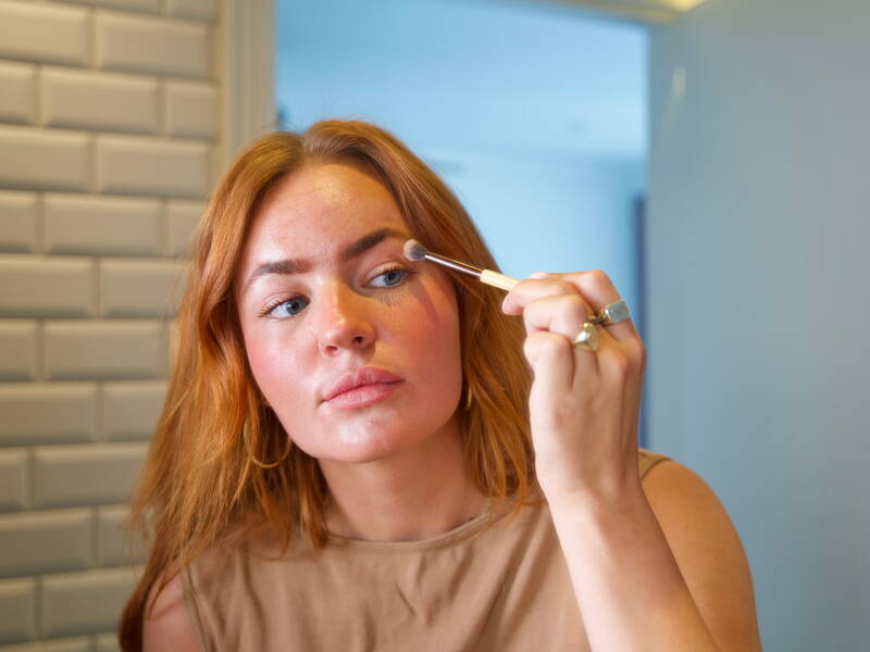 This or that? Du vælger makeup - vi lægger den