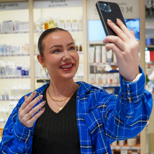 Bliv klogere på lækre produkter fra Raz Skincare