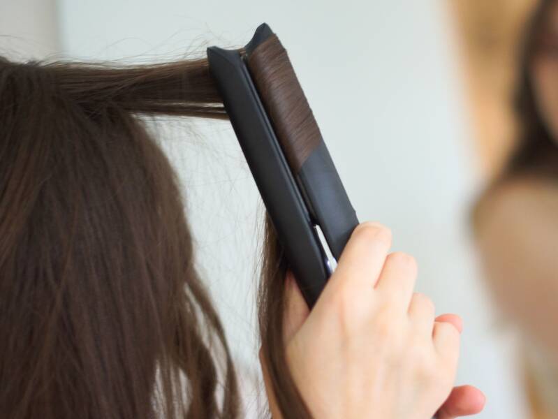 Krøller til kort og langt hår: Sådan gør du