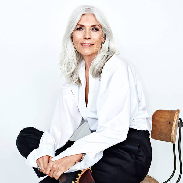 Gun-Britt: Sådan plejer og styler du tørt hår