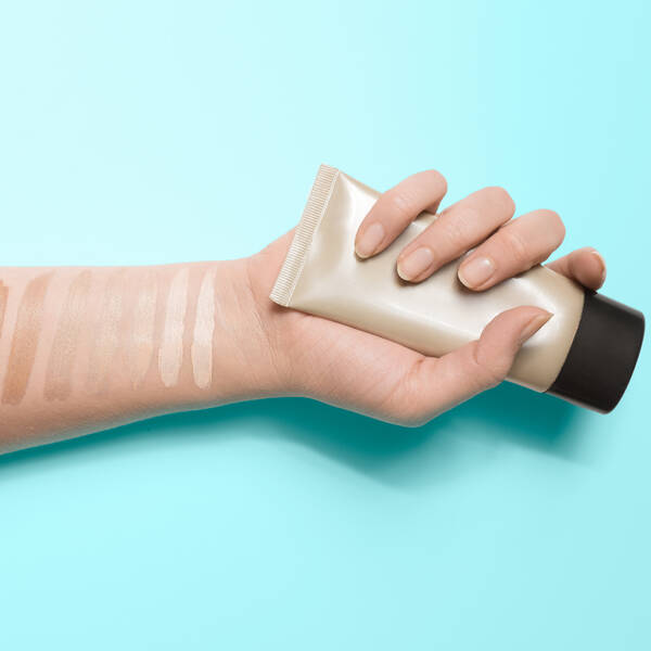 Foundation: Sådan Vælger Du Den Rigtige Farve