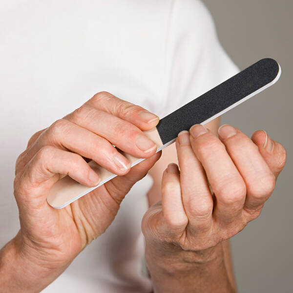 Sådan gror du stærke negle