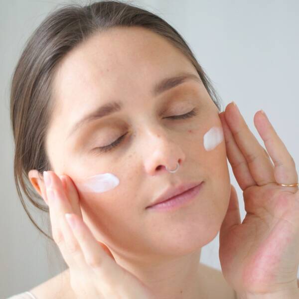 Førstehjælp til tør hud: Fugtgivende hudplejetips