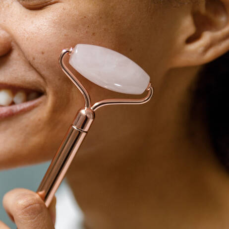 Trendende face & body tools: Hvad virker?