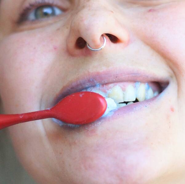 Hvidere smil – sådan opgraderer du din tandpleje