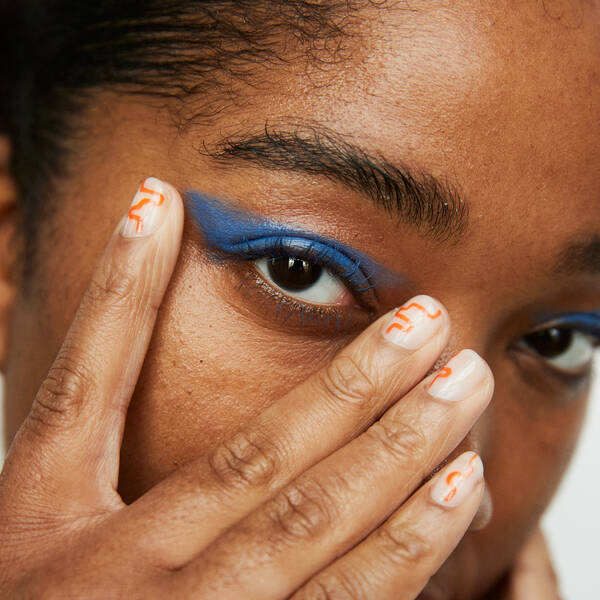 Vi tester vandfast mascara, der holder vand!