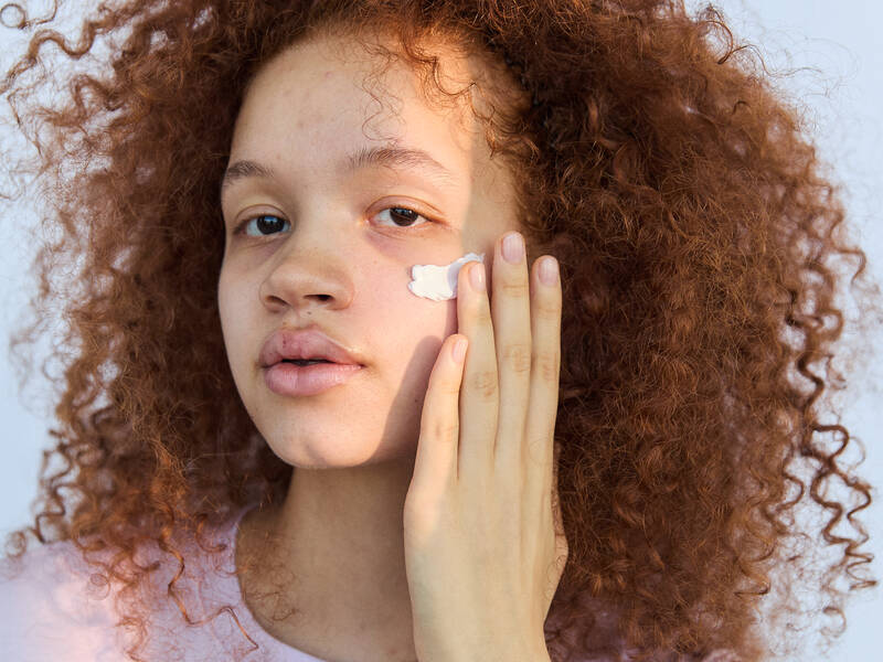 Guide: Solcreme til hud med bumser