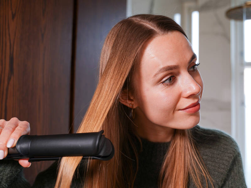 Frisørens how-to: Krøller med et glattejern