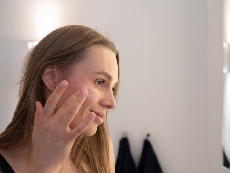 Solcreme i ansigtet - undgå fedtet hud