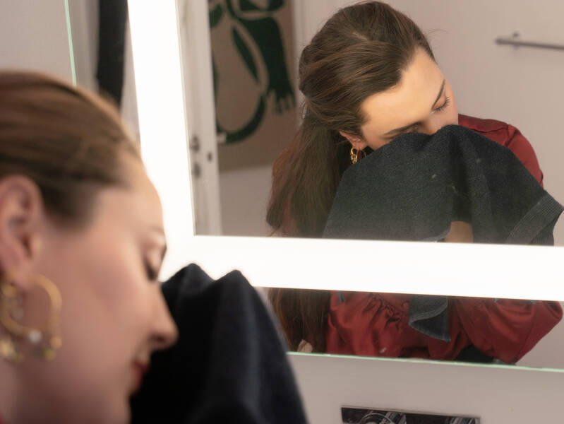 Pernille fjerner makeup: Fra makeup til frisk hud